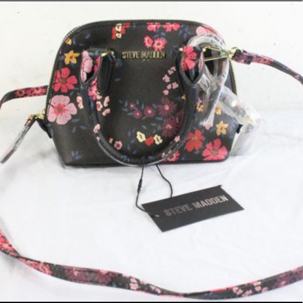 NWT Steve Madden black floral purse